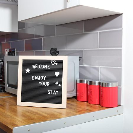 Cosy Studio With Kitchenette And Private Bathroom - 15Mins To Central London! Luaran gambar