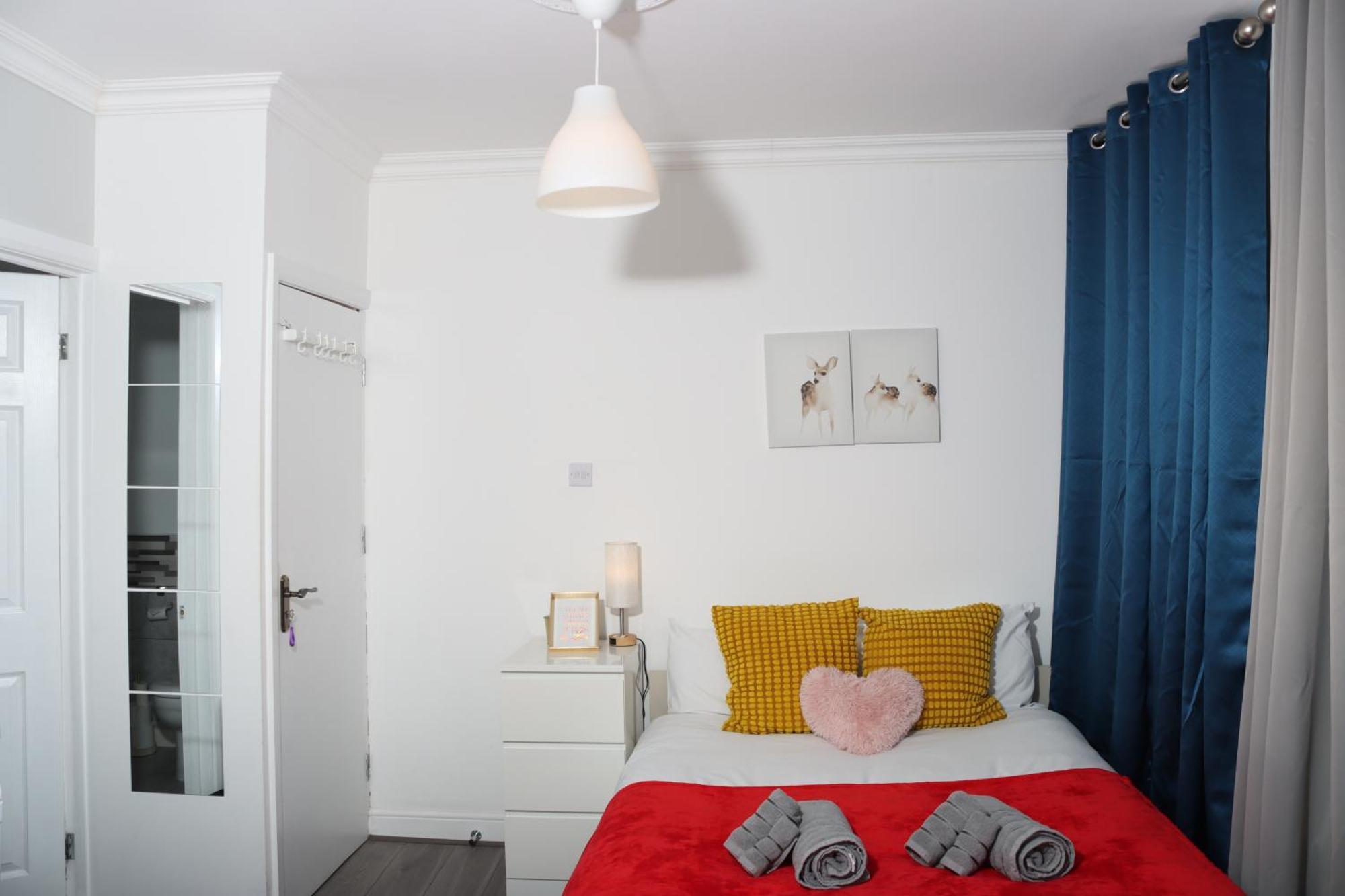 Cosy Studio With Kitchenette And Private Bathroom - 15Mins To Central London! Luaran gambar